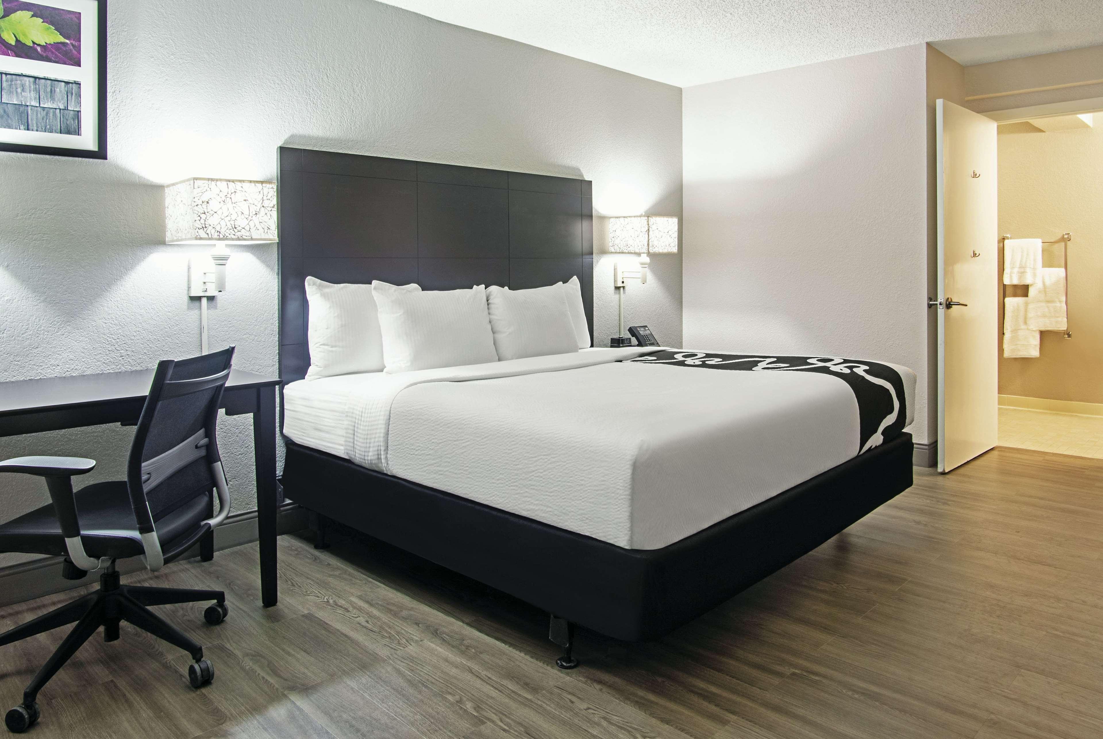 La Quinta Inn By Wyndham West Palm Beach - Florida Turnpike מראה חיצוני תמונה