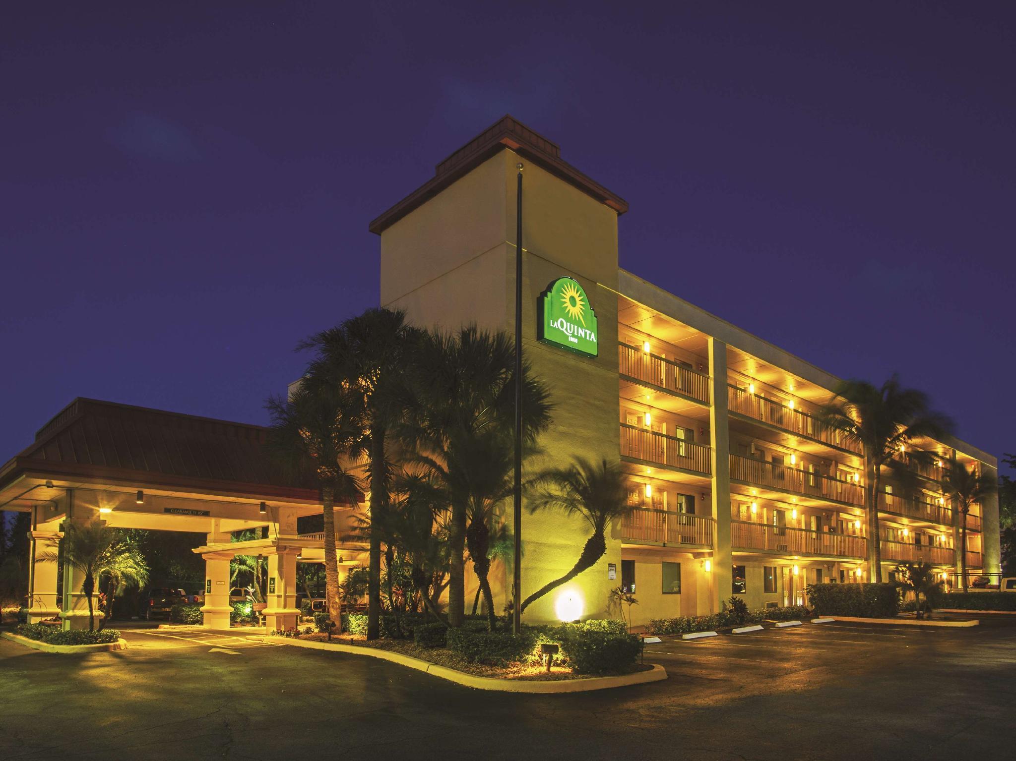 La Quinta Inn By Wyndham West Palm Beach - Florida Turnpike מראה חיצוני תמונה