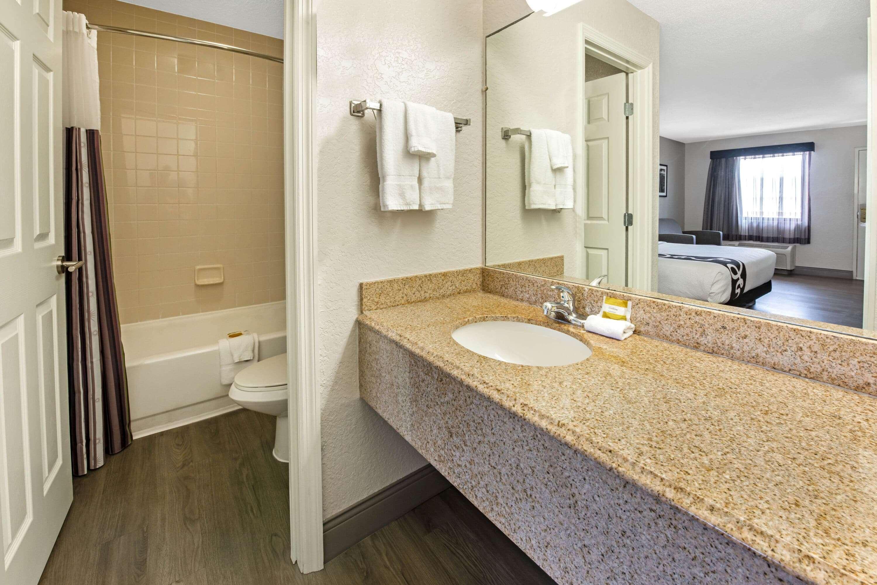 La Quinta Inn By Wyndham West Palm Beach - Florida Turnpike מראה חיצוני תמונה